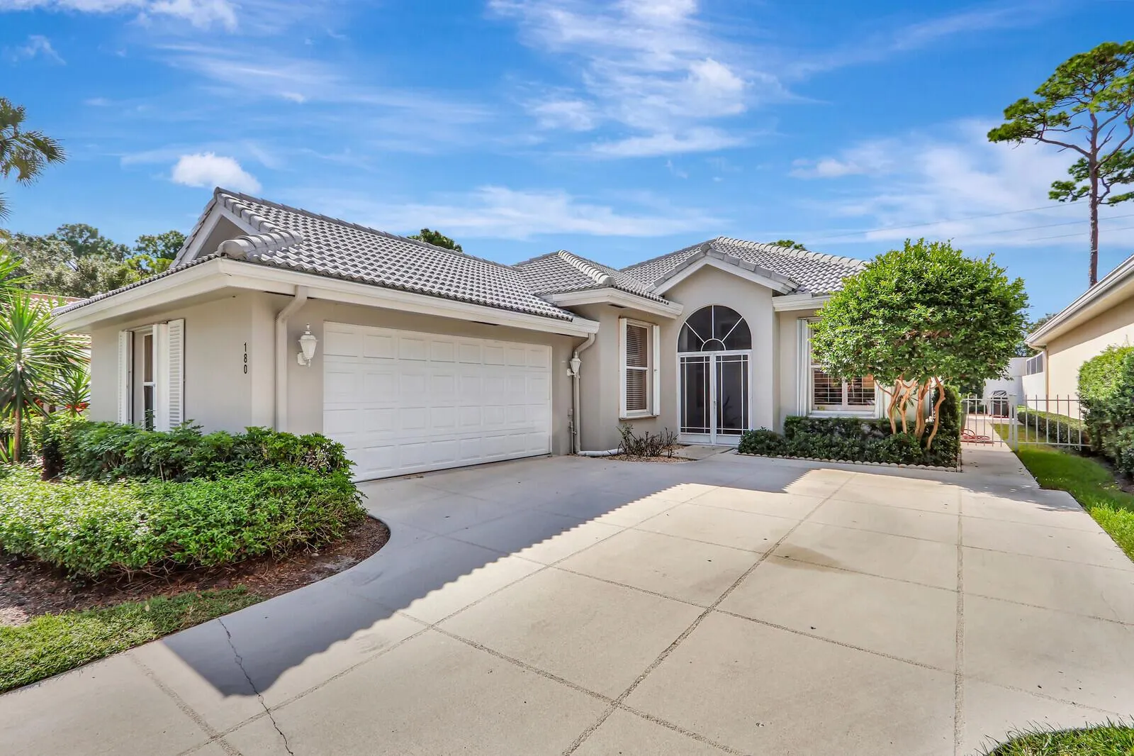 180 S Hampton Drive