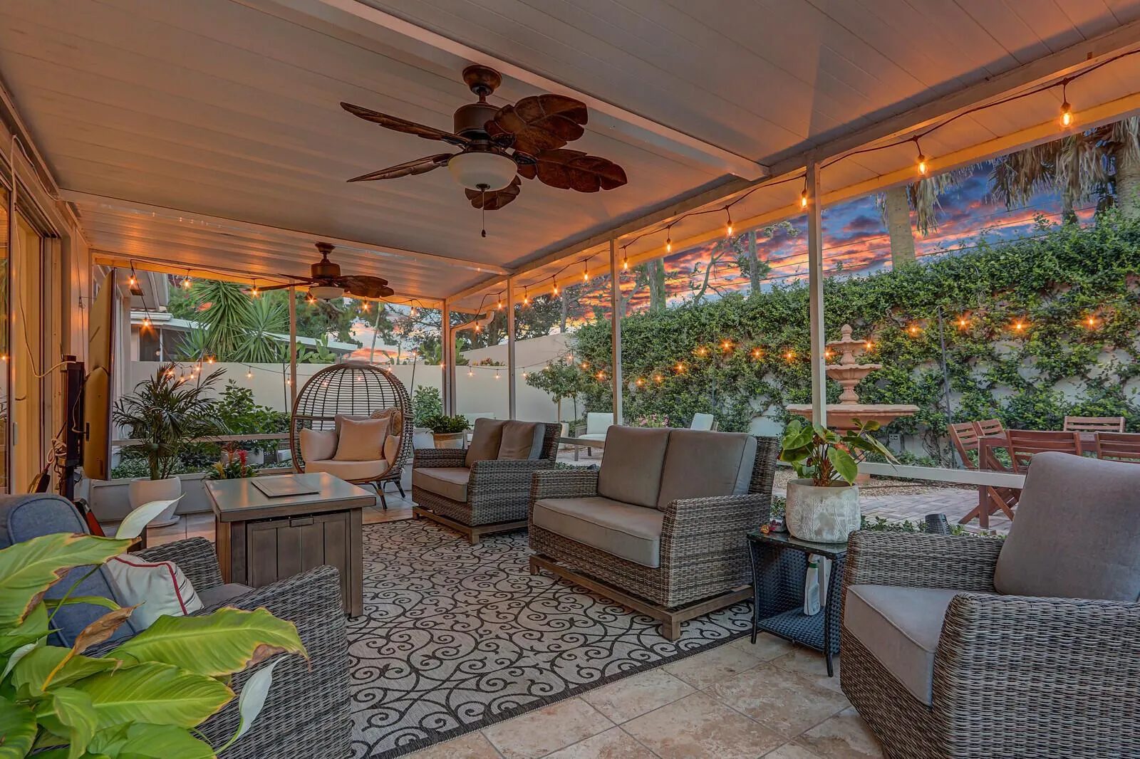 180 S Hampton Drive