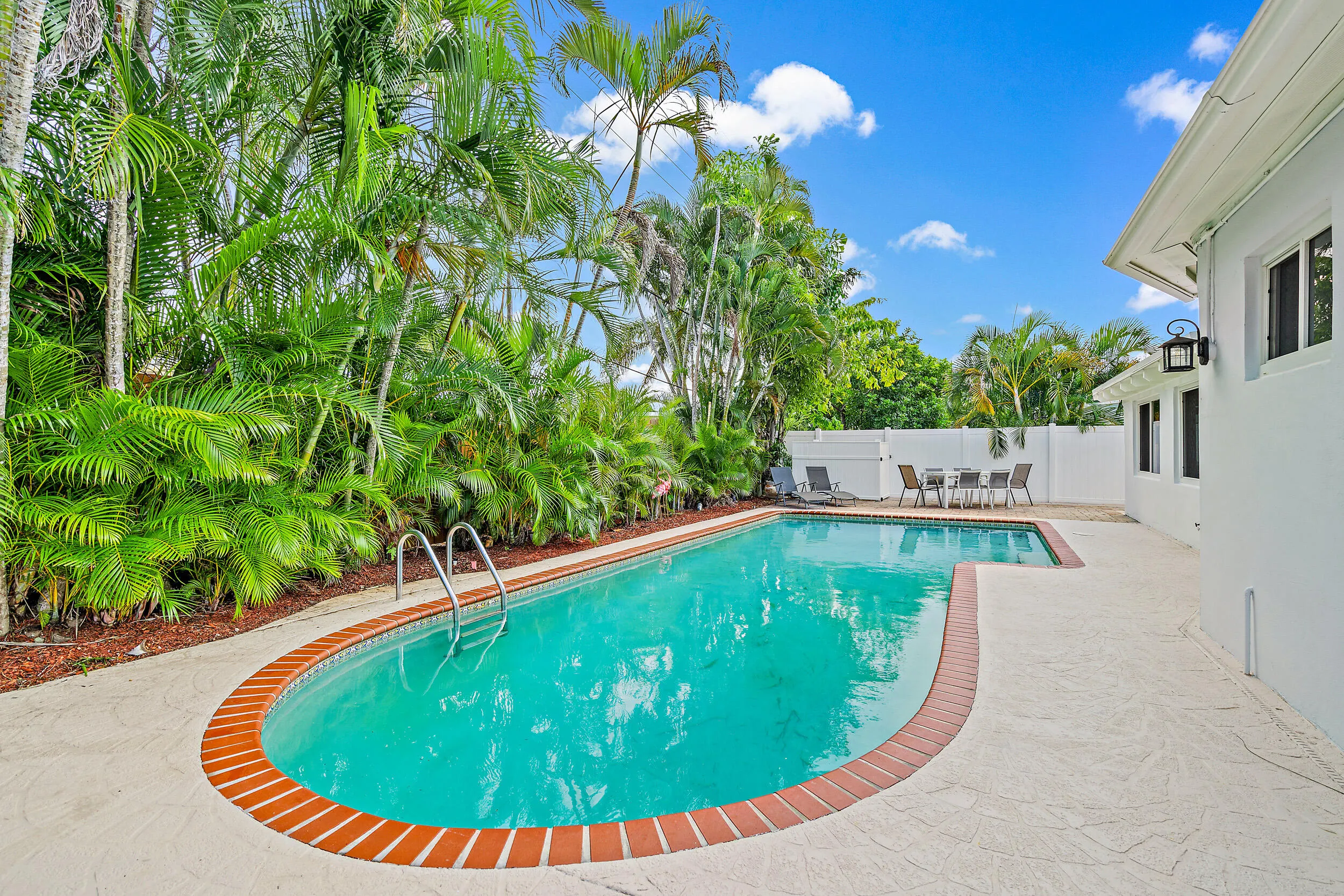 428 Ebbtide Drive