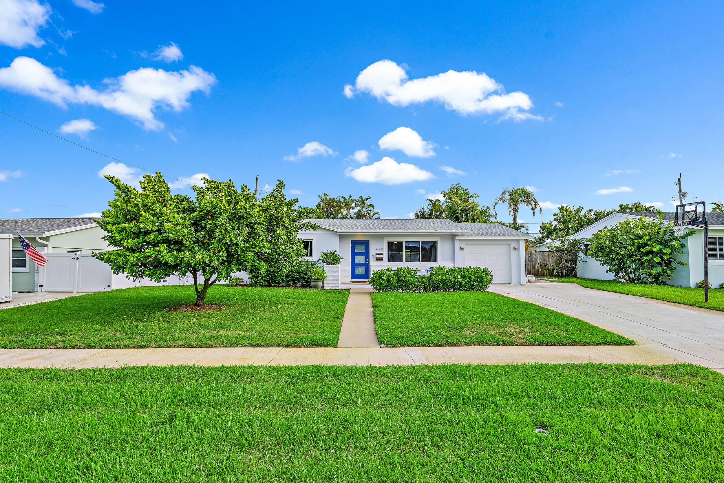 428 Ebbtide Drive