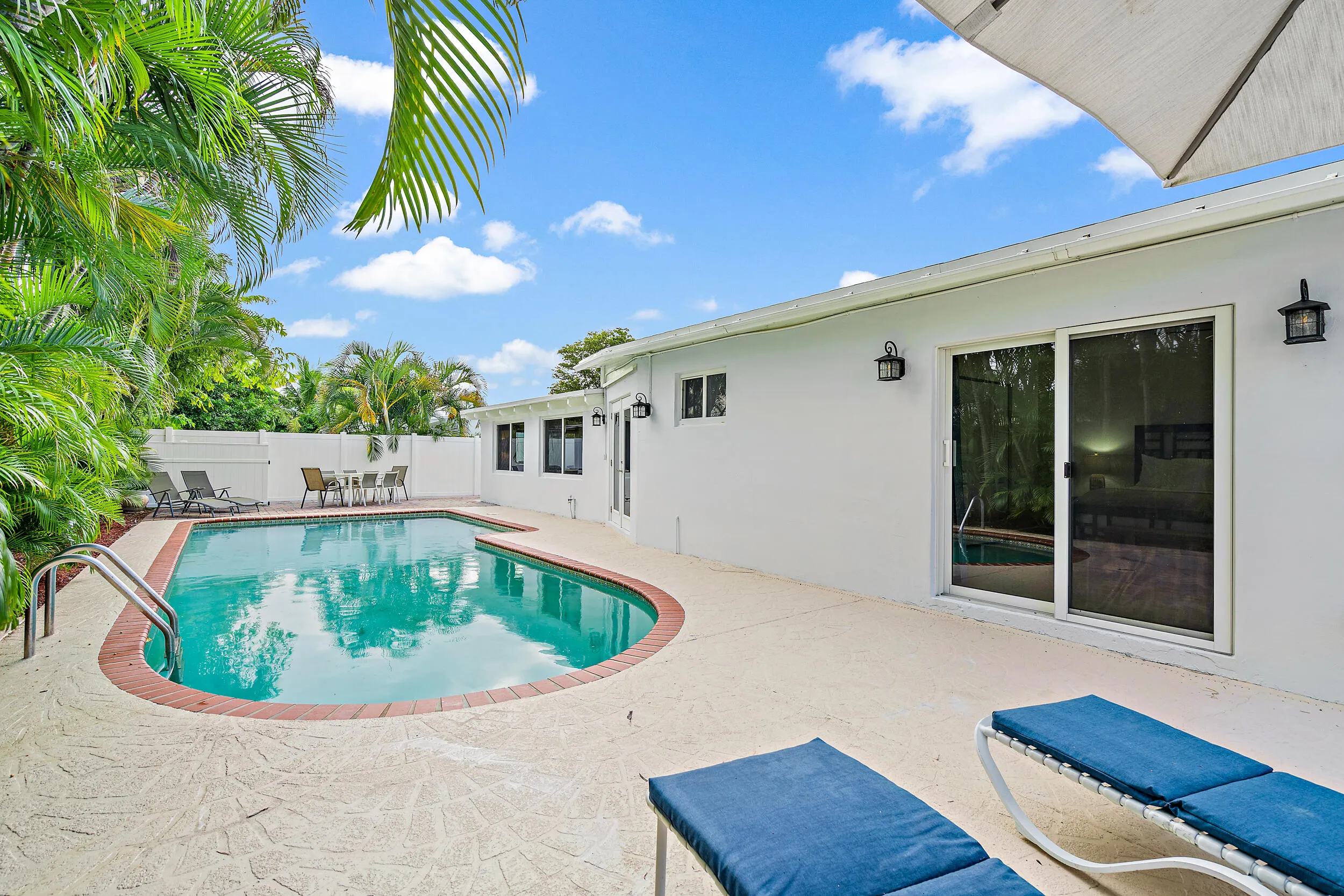 428 Ebbtide Drive