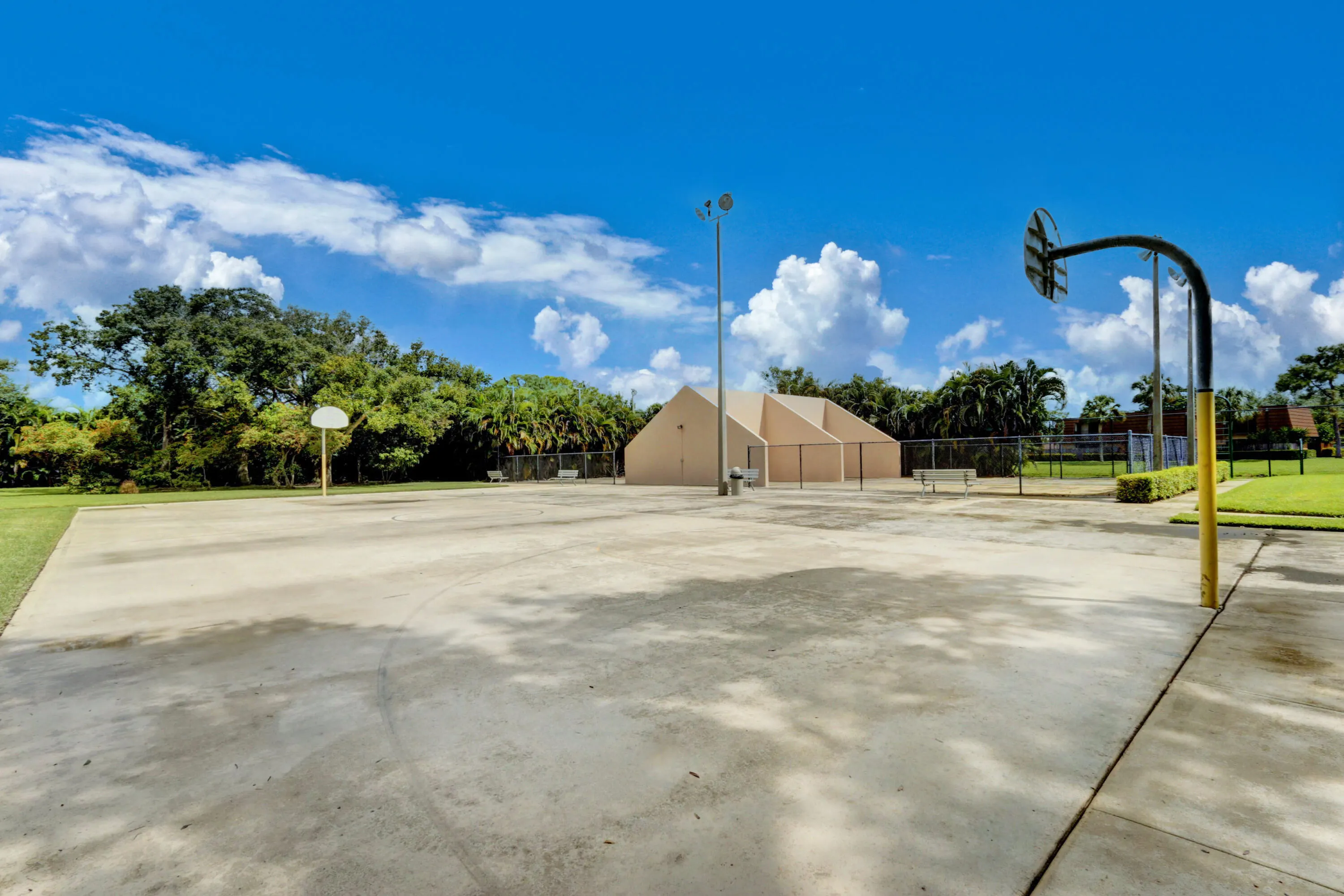 1622 16th Way, #77