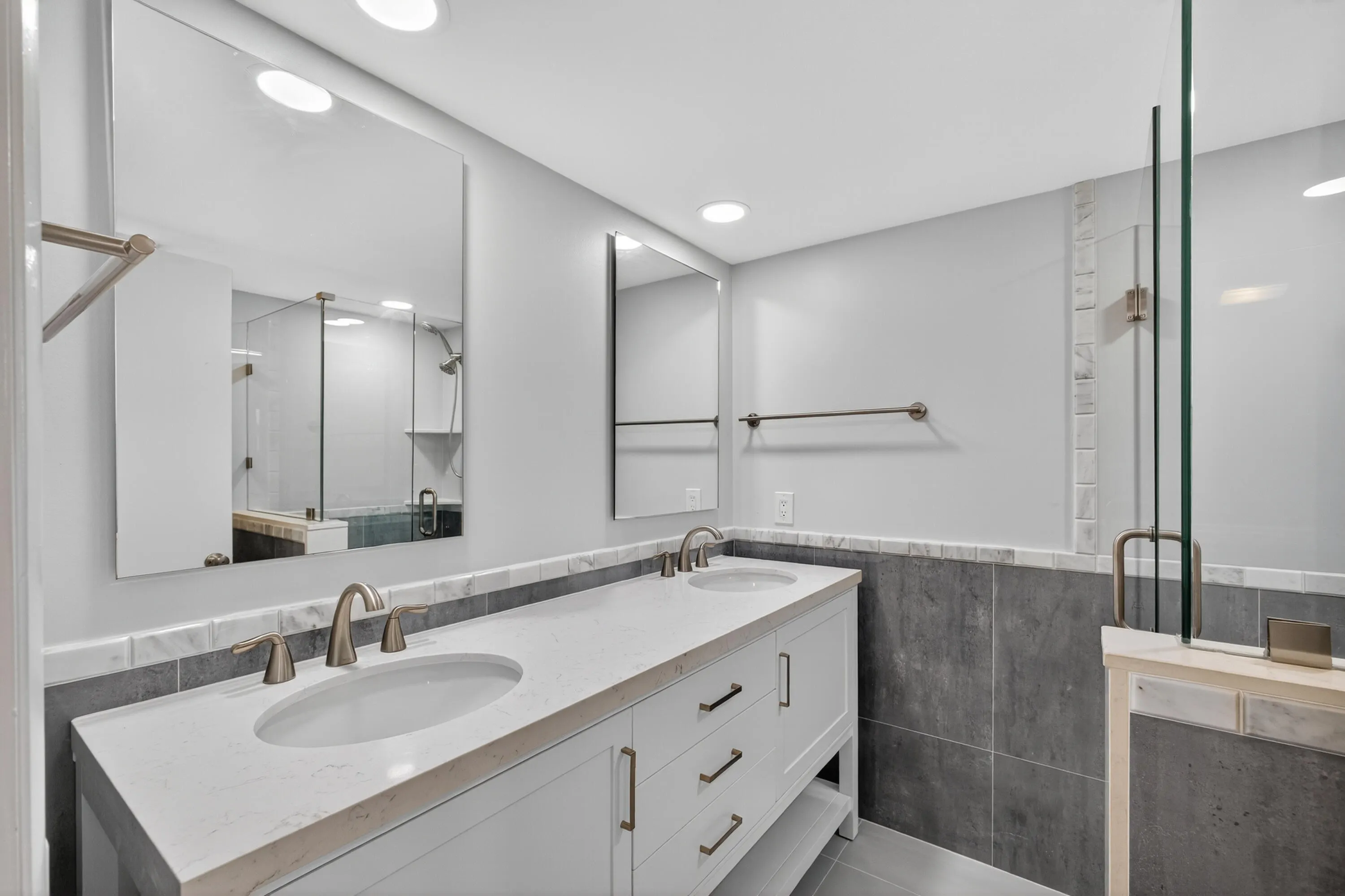1622 16th Way, #77