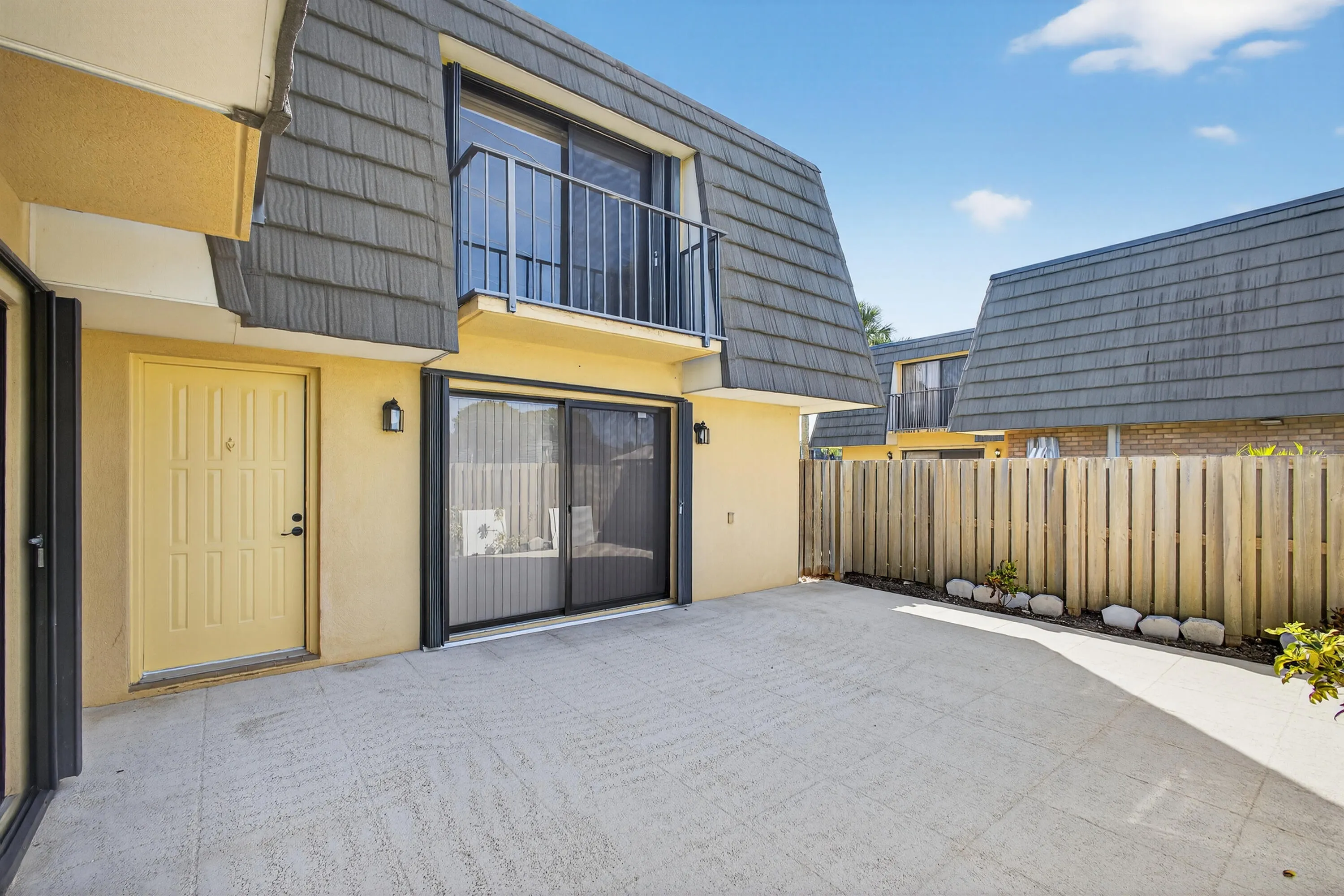 1622 16th Way, #77