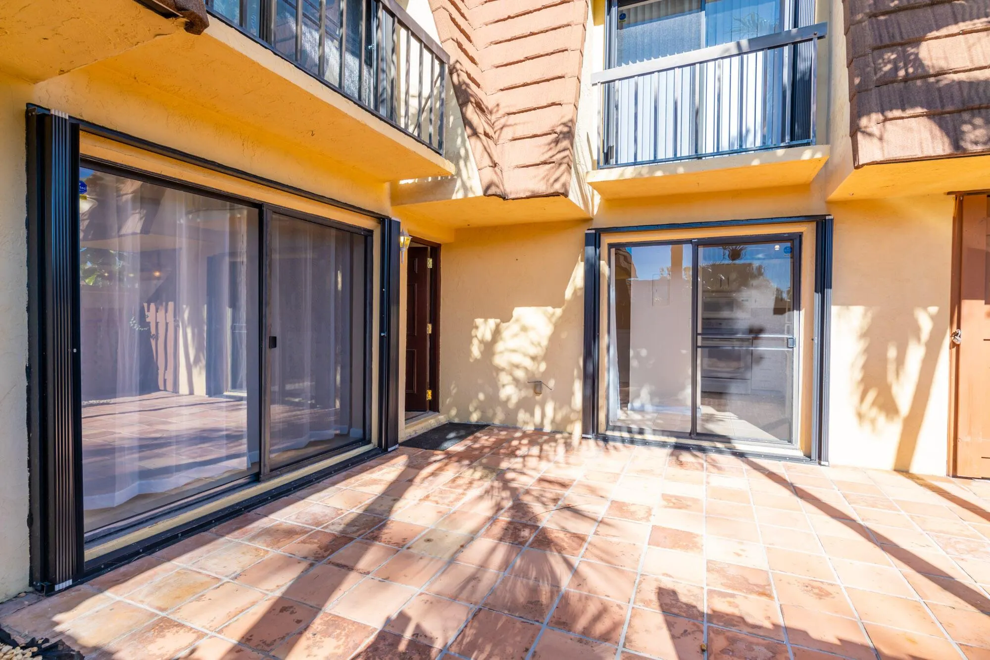 825 Center Street, #34c