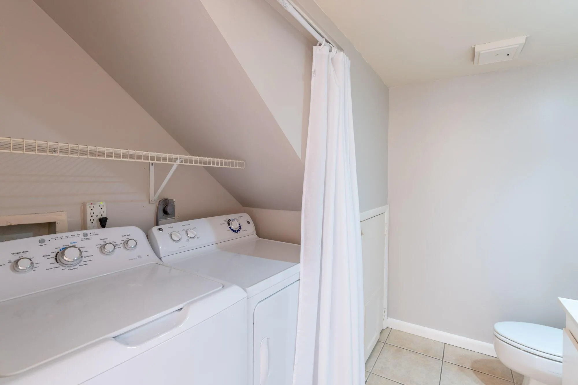 825 Center Street, #34c