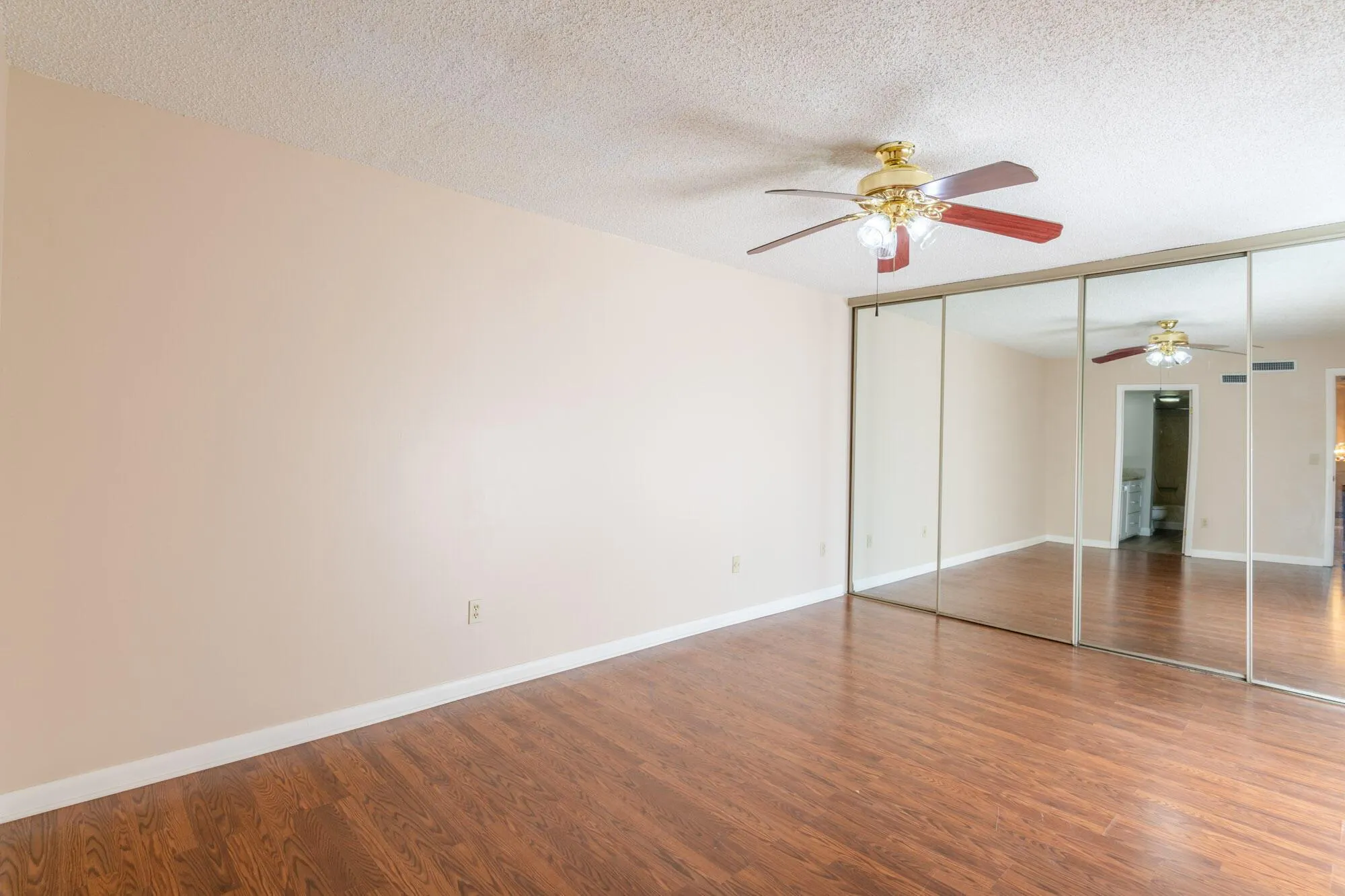 825 Center Street, #34c