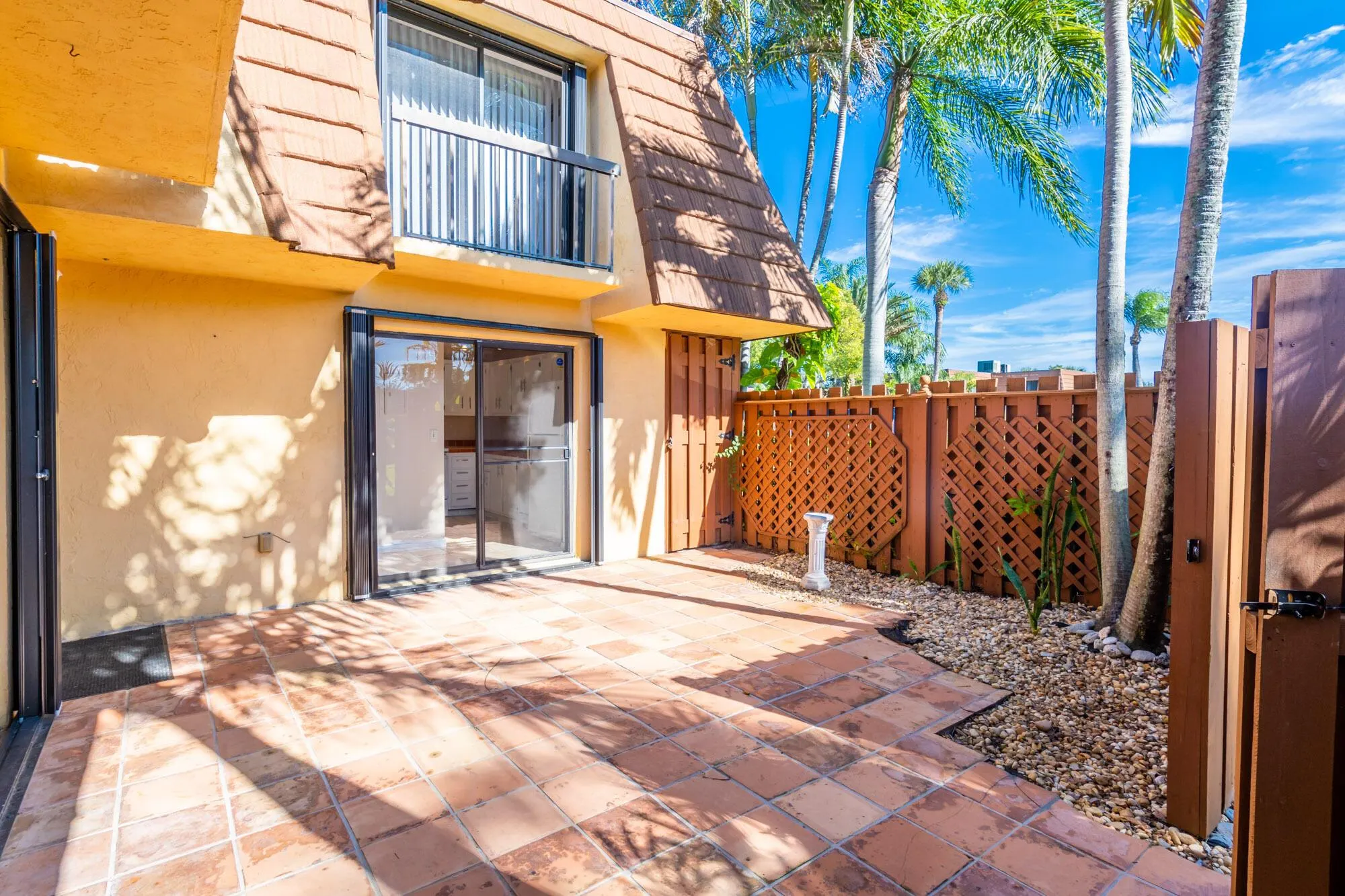 825 Center Street, #34c