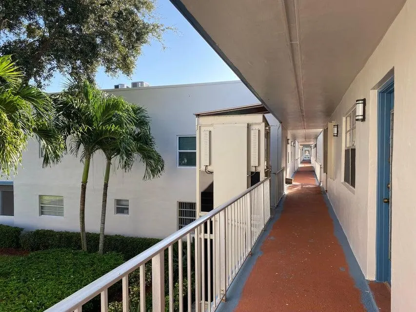 809 Normandy Trail   Bldg Q, #809