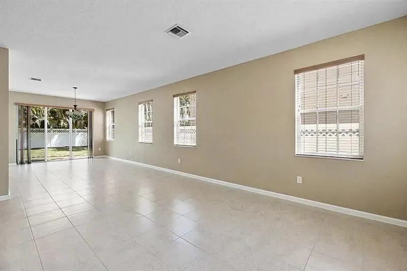 1777 Annandale Circle