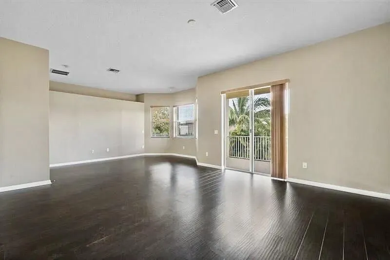 1777 Annandale Circle