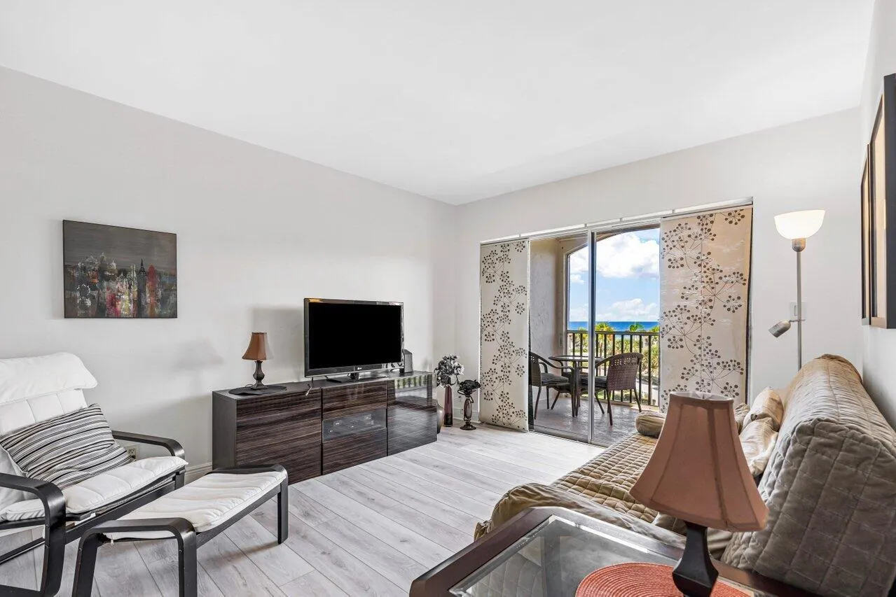 2871 N Ocean Boulevard, #C417
