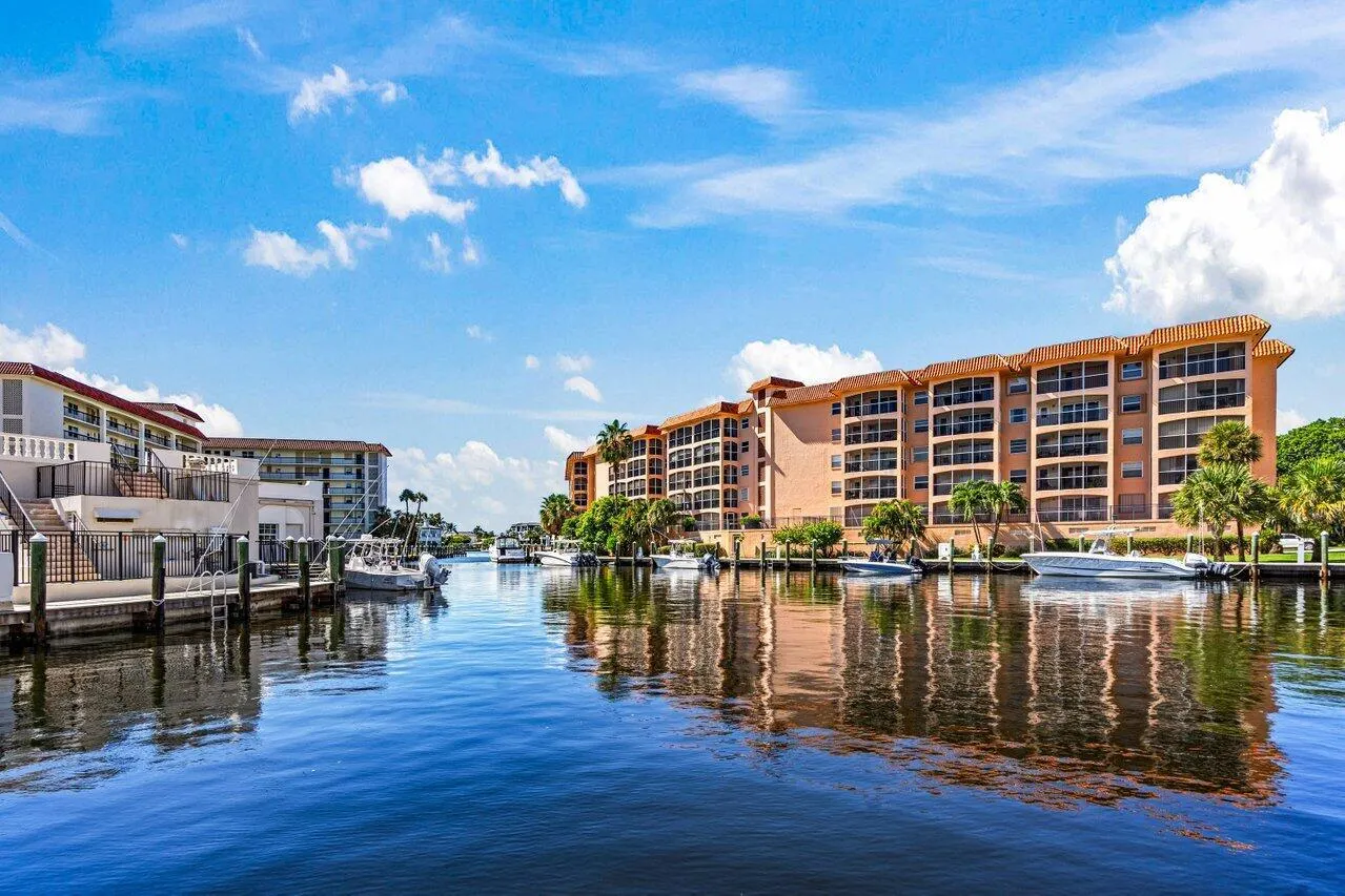 2871 N Ocean Boulevard, #C417