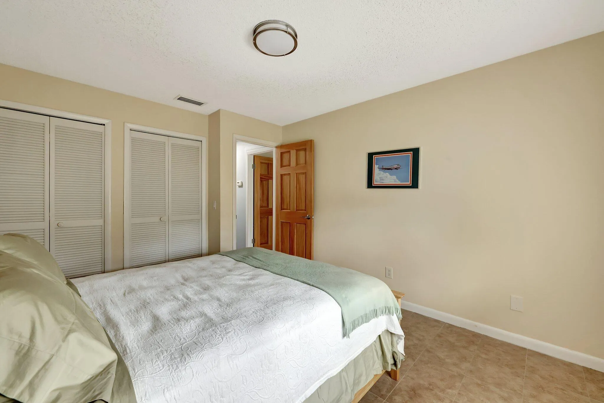 4002 SE Fairway W