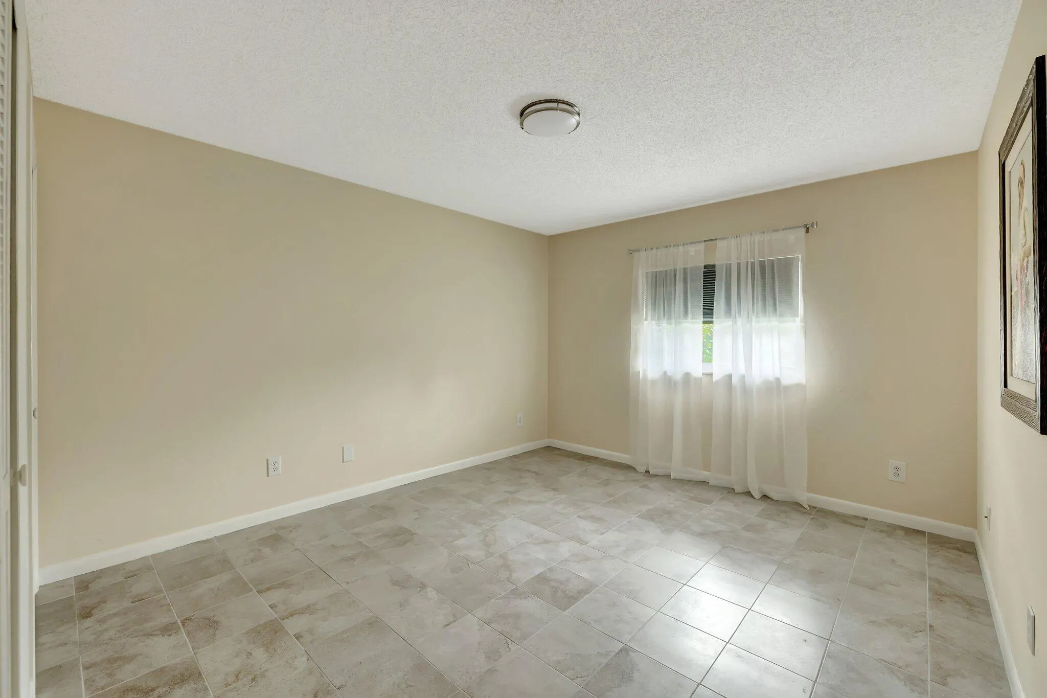 4002 SE Fairway W