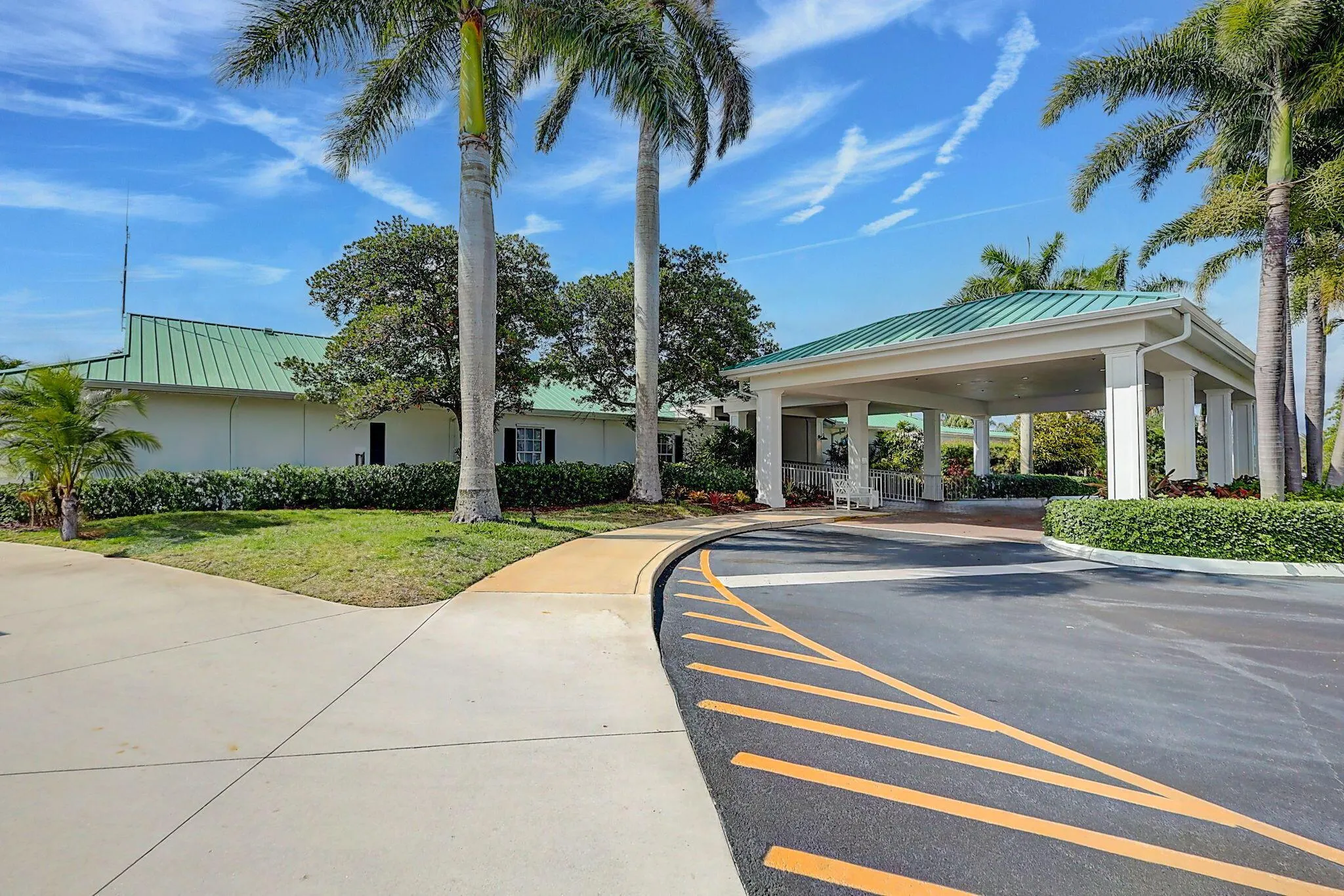4002 SE Fairway W