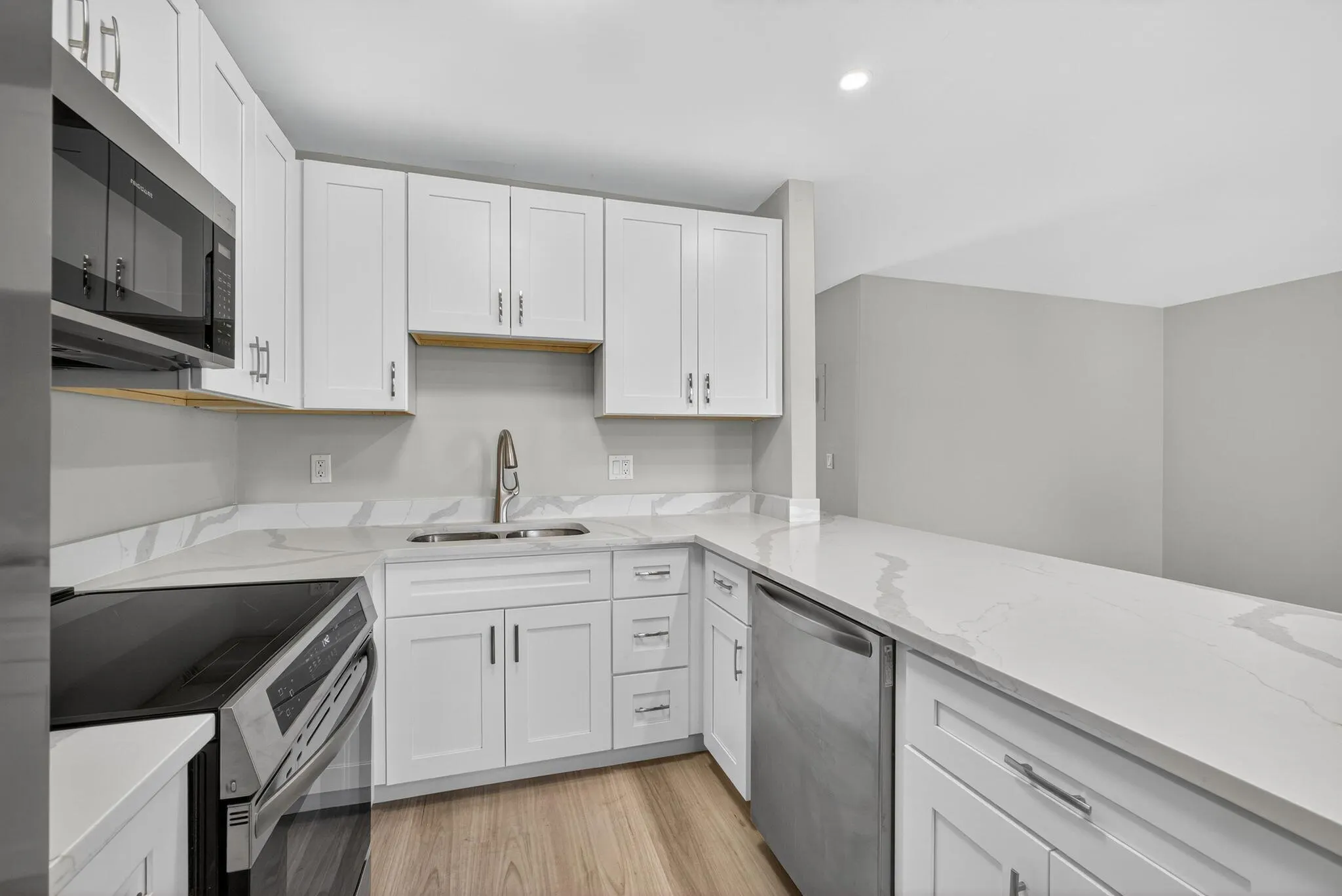 42 Easthampton B