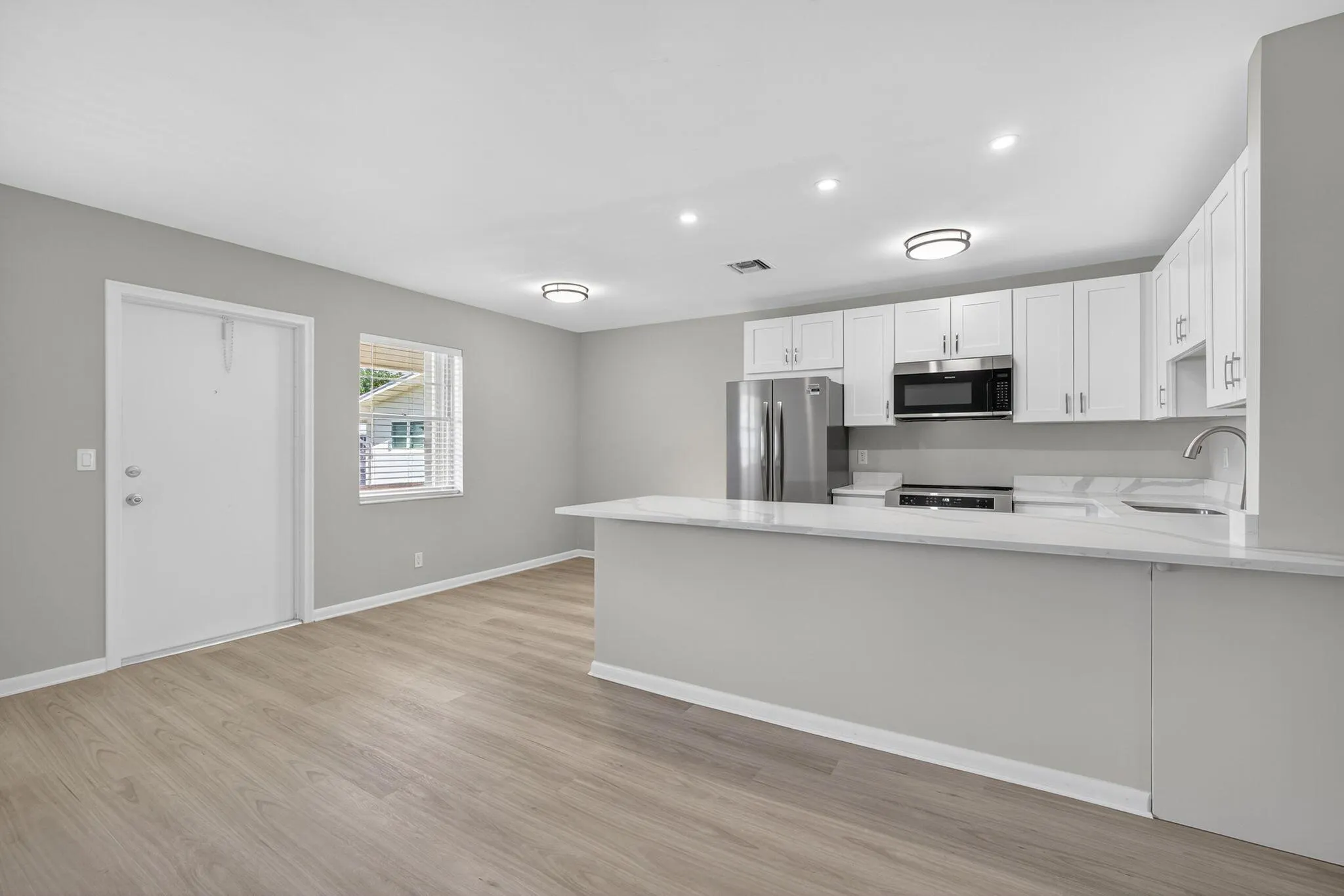 42 Easthampton B