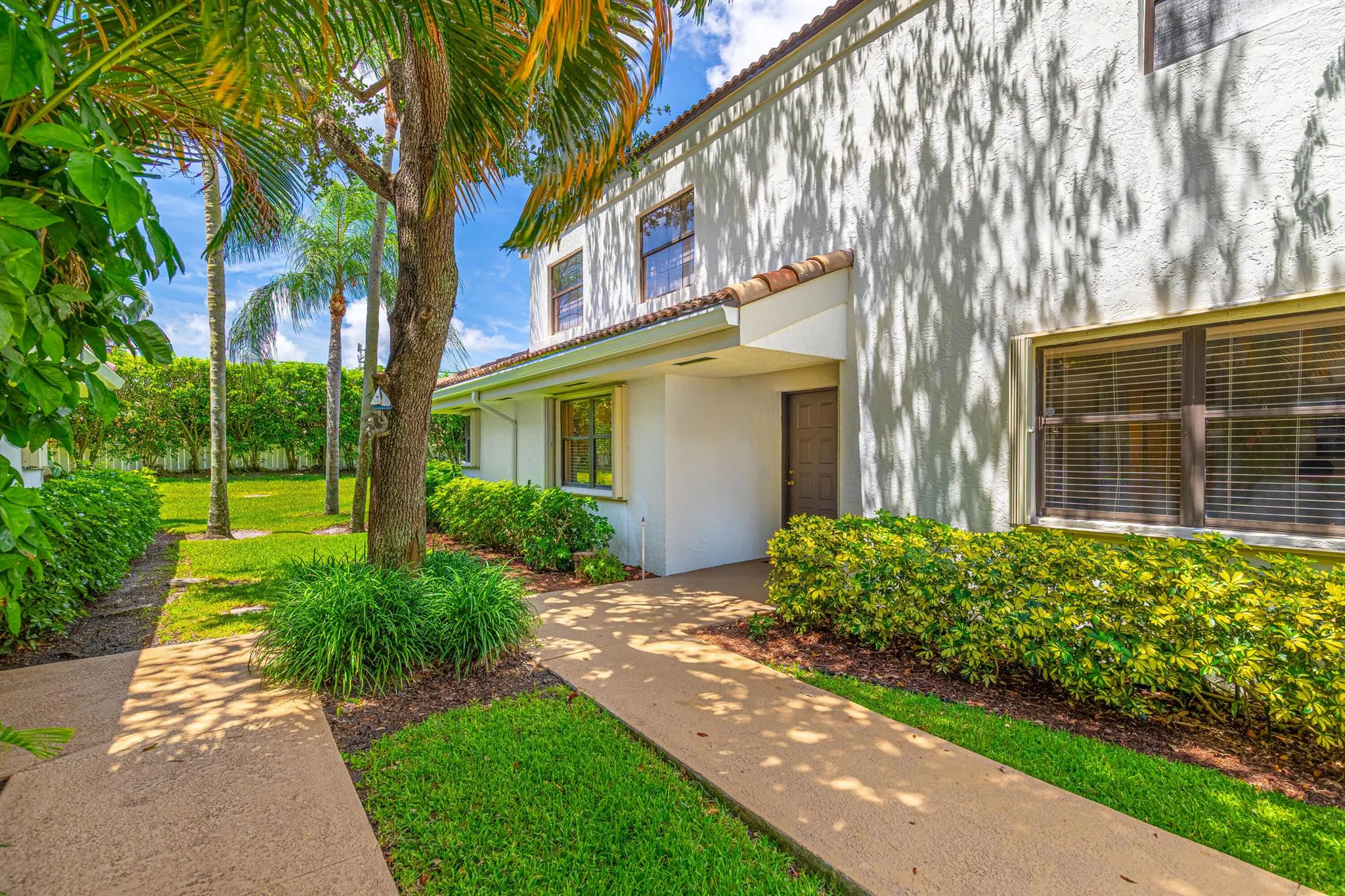 2205 Aspen Way, #2205