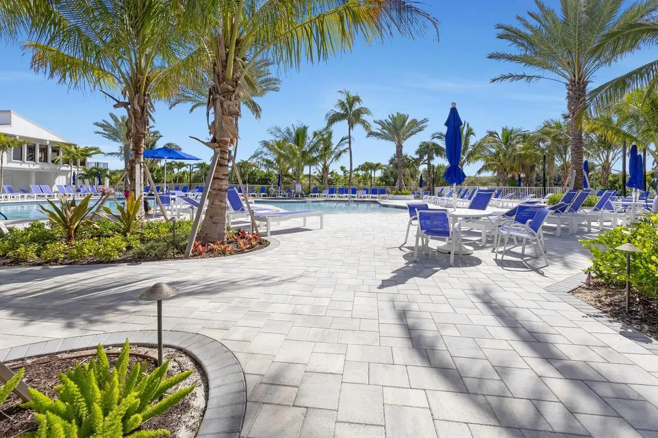 2400 S Ocean Drive, #7663