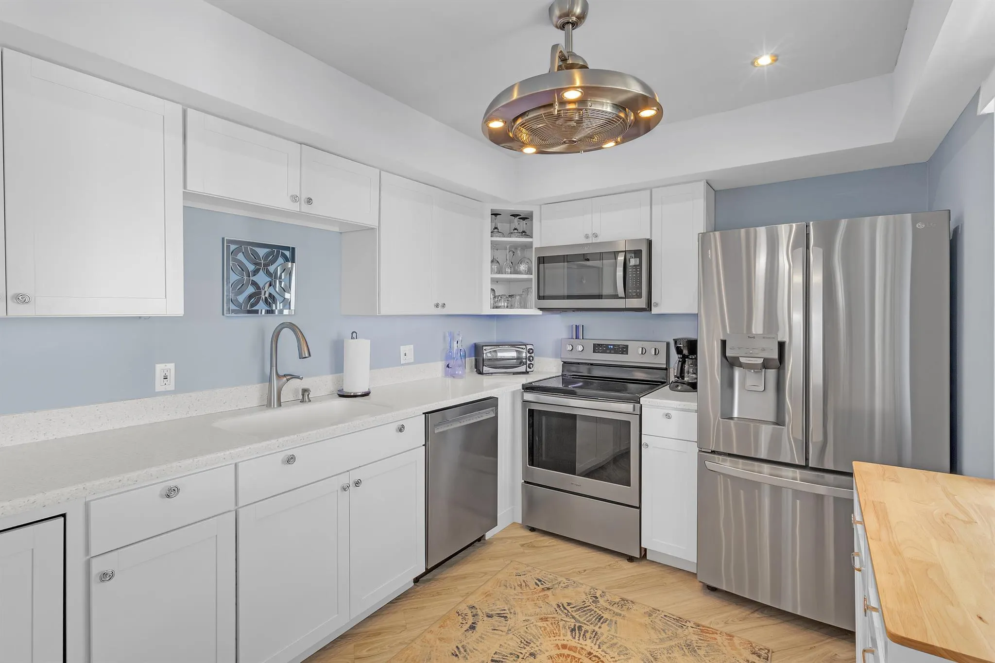 2400 S Ocean Drive, #7663