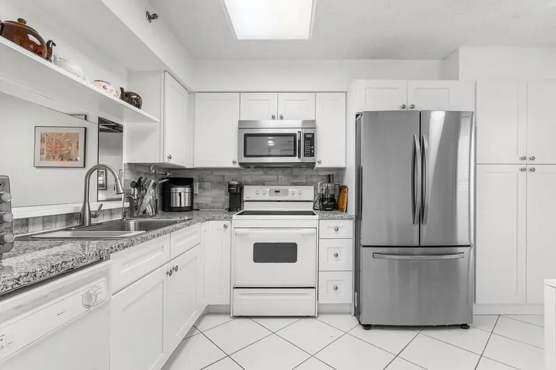 7310 Ashford Place Place, #803