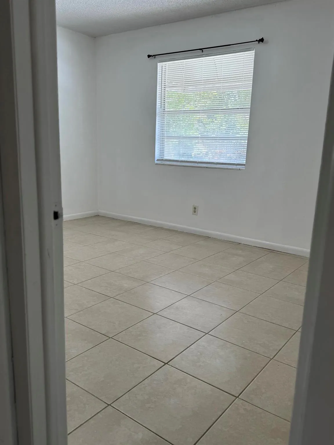 650 SW 15th Avenue, #00