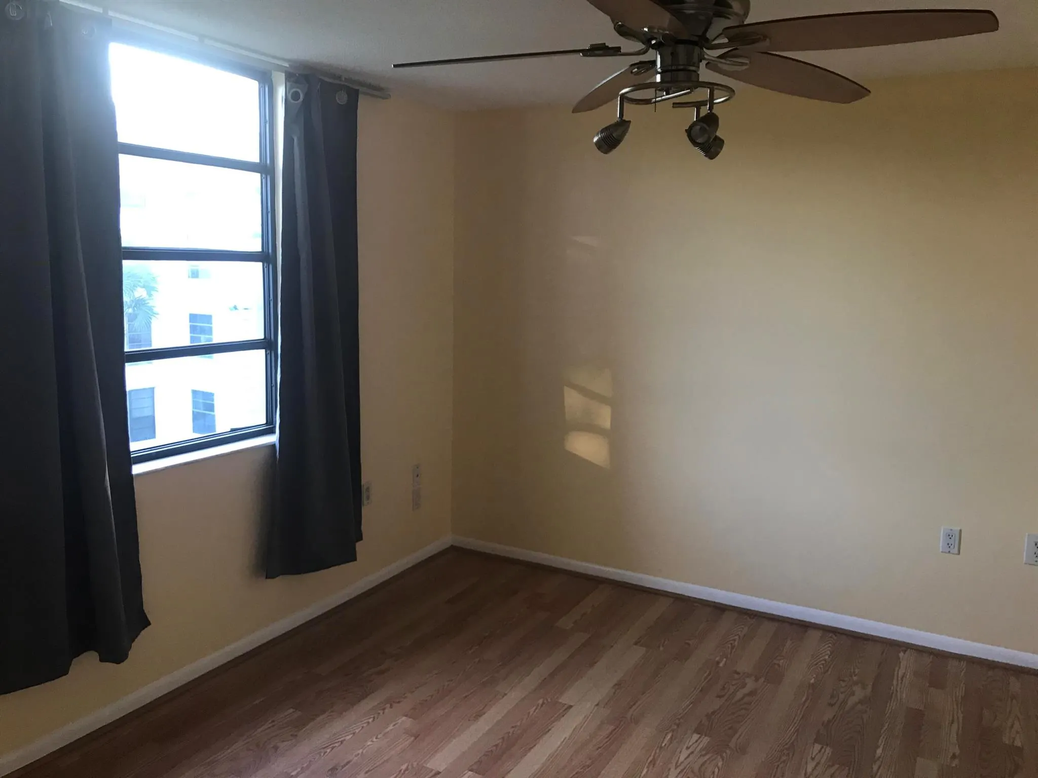 3826 Whitehall Drive, #304