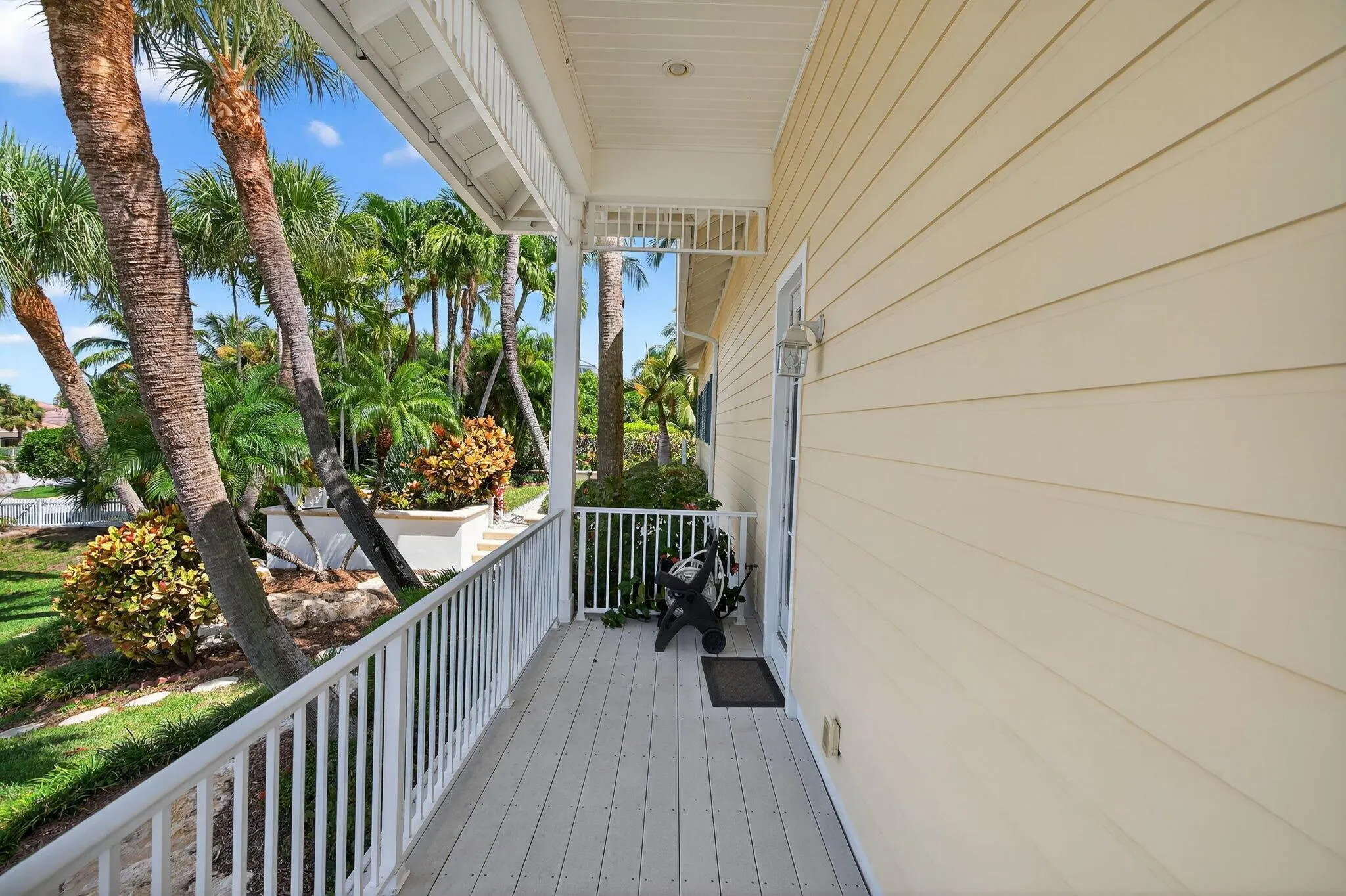 461 Seaside Lane