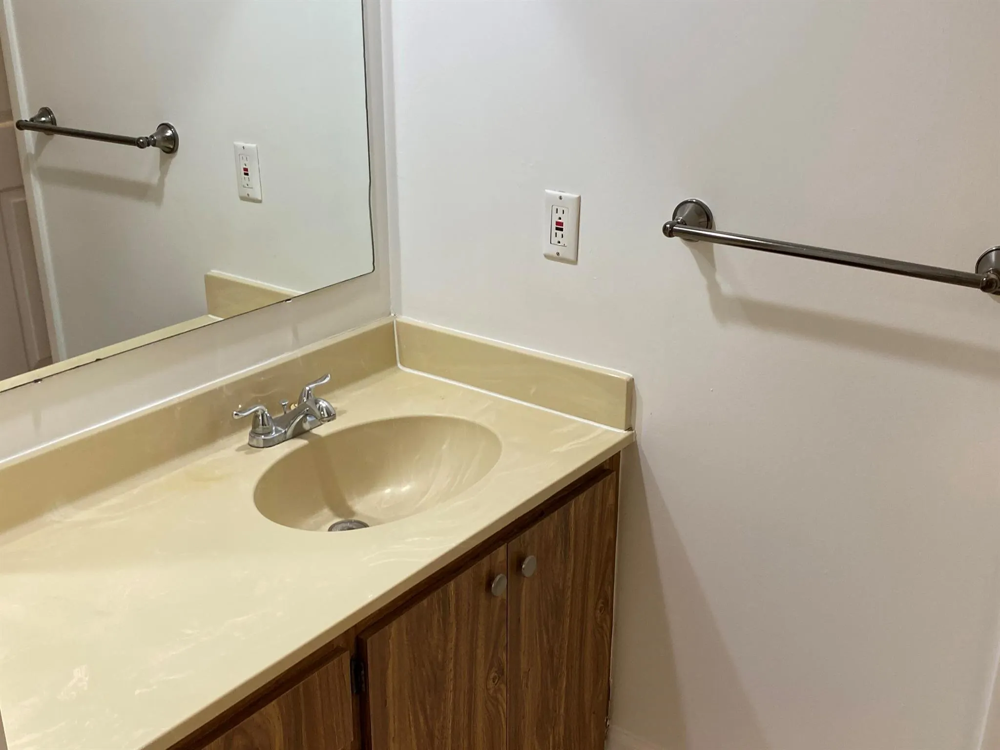 3626 Whitehall Drive, #101