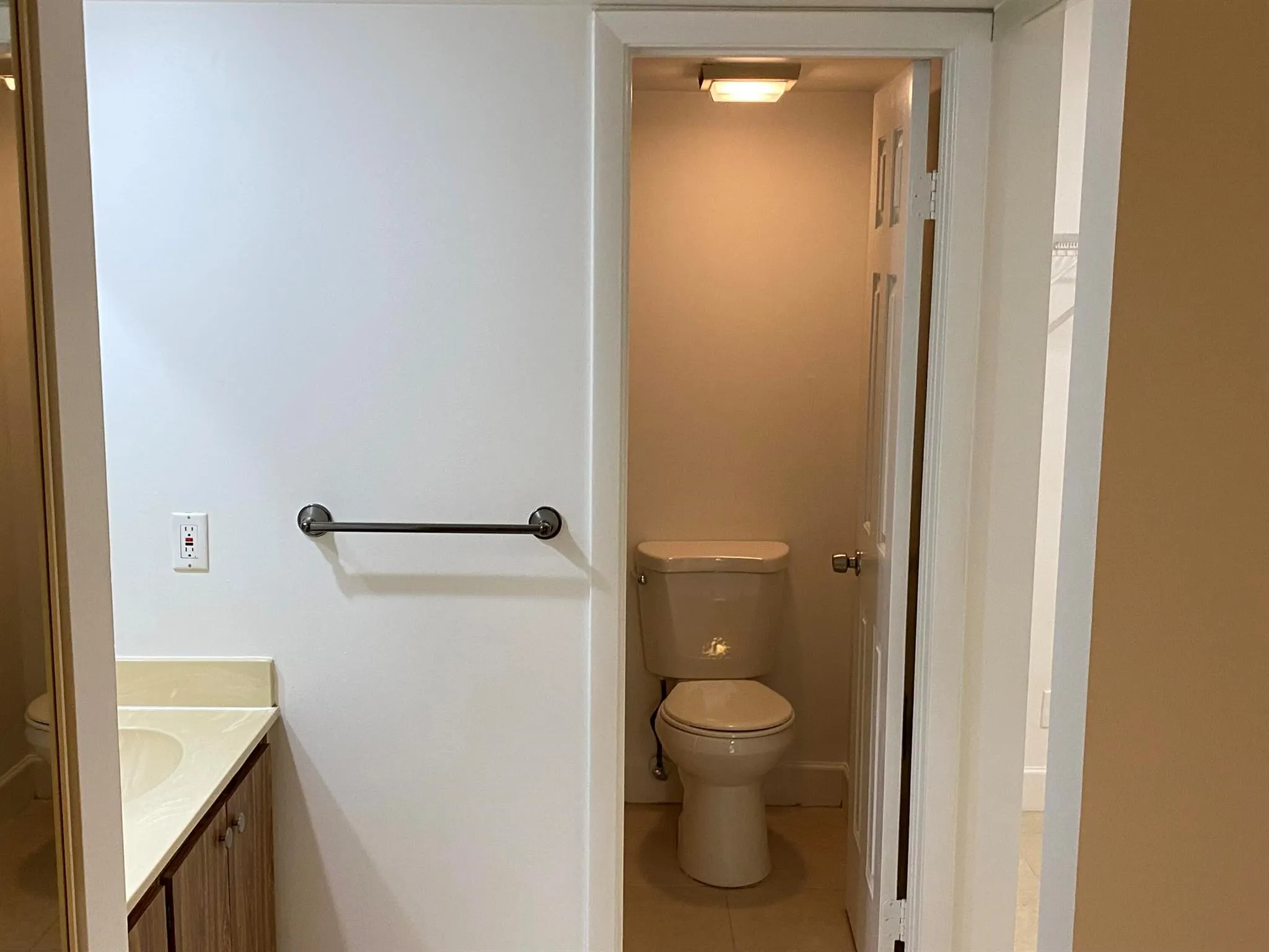 3626 Whitehall Drive, #101