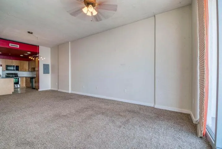 300 S Australian Avenue, #810