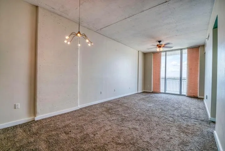 300 S Australian Avenue, #810