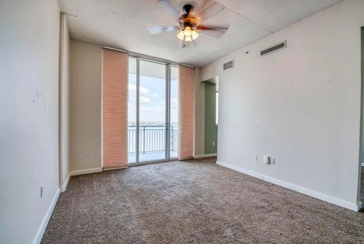 300 S Australian Avenue, #810