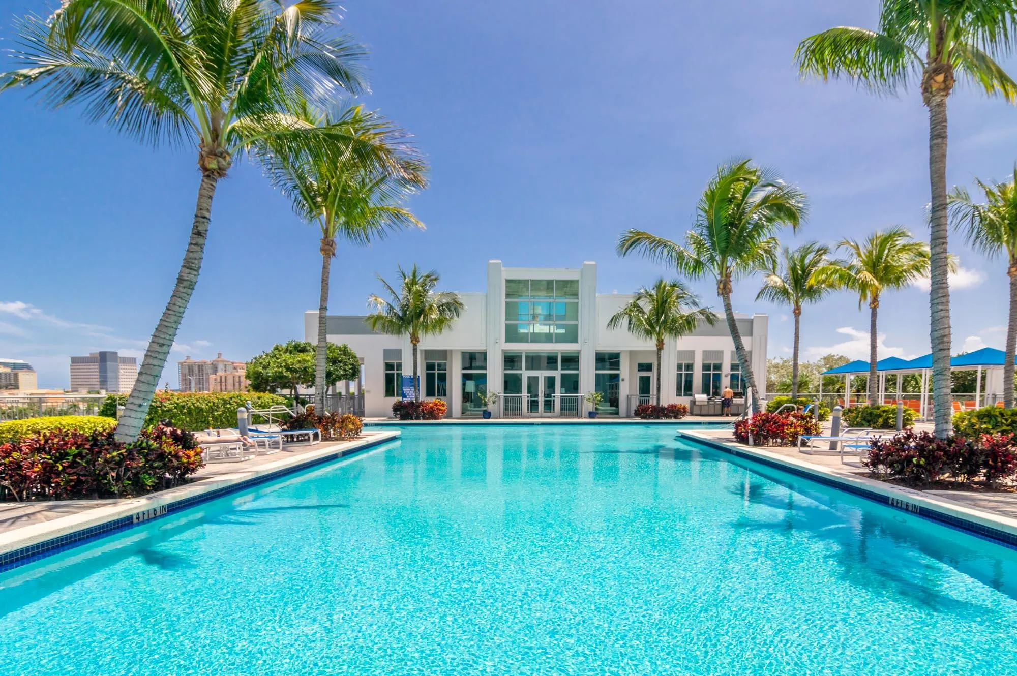 300 S Australian Avenue, #810