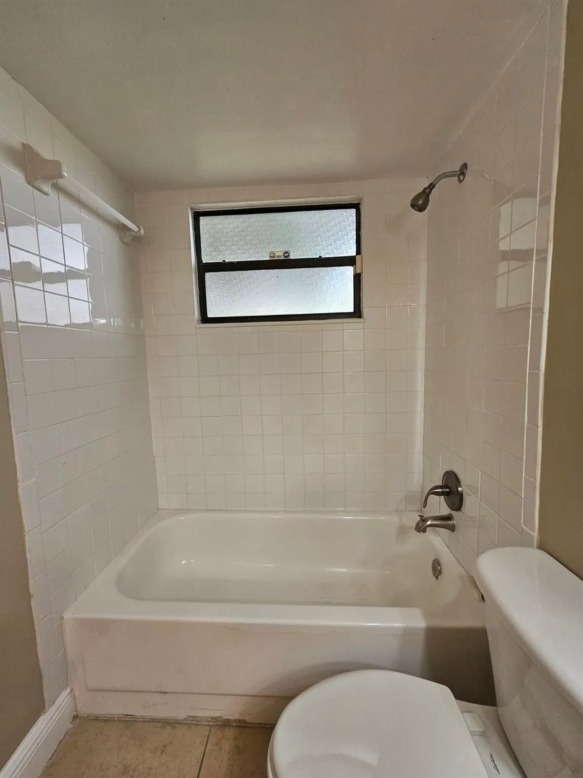 1523 Lake Crystal Drive, #B