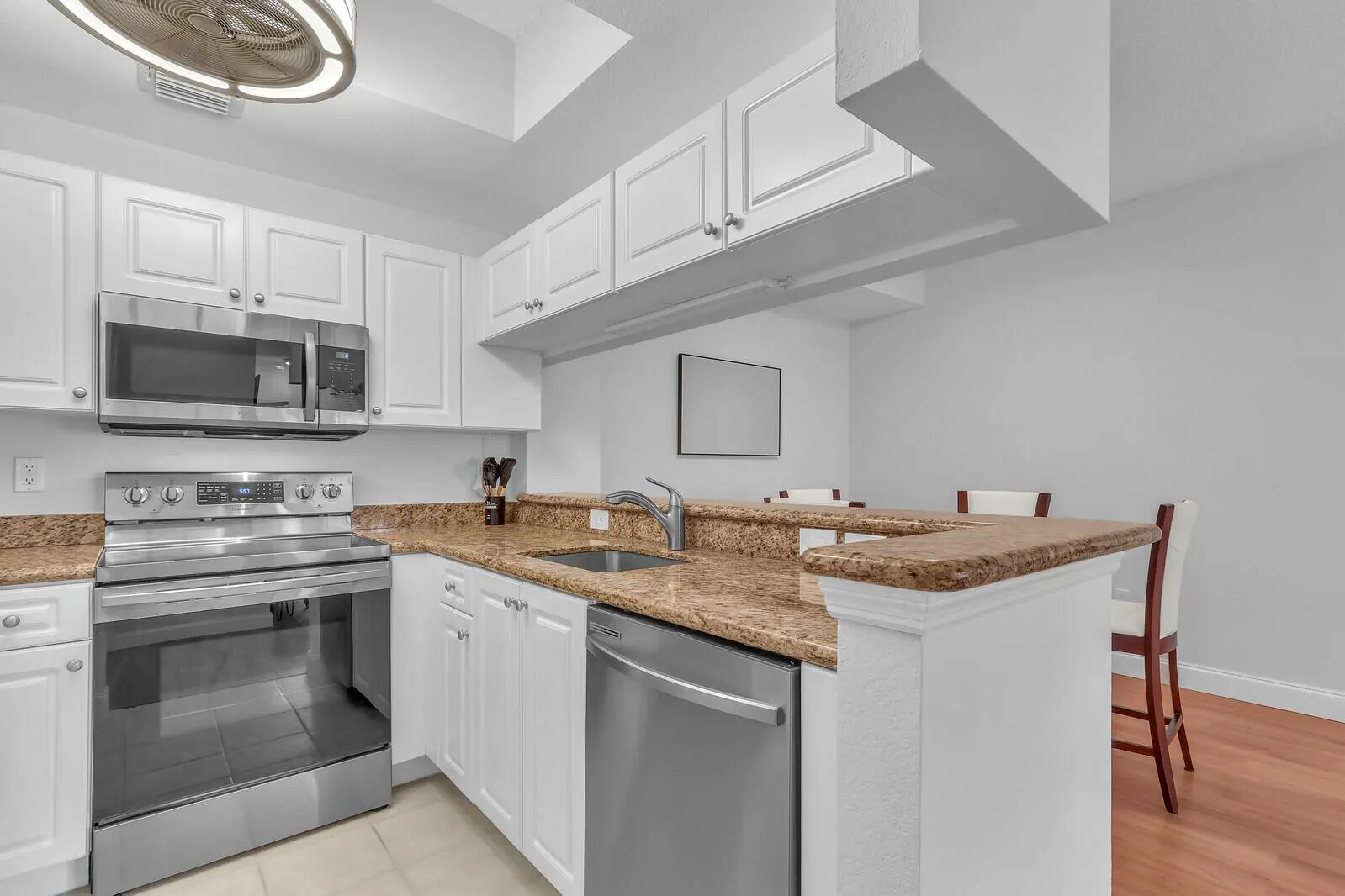 2803 Sarento Place, #112