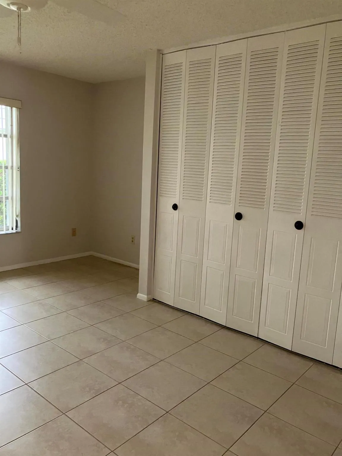 2886 Fernley Drive E, #92