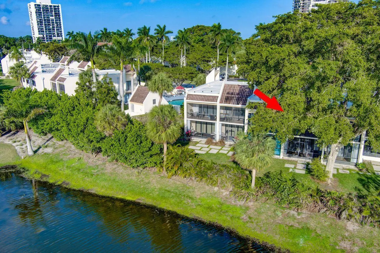 1731 Presidential Way, #C-203