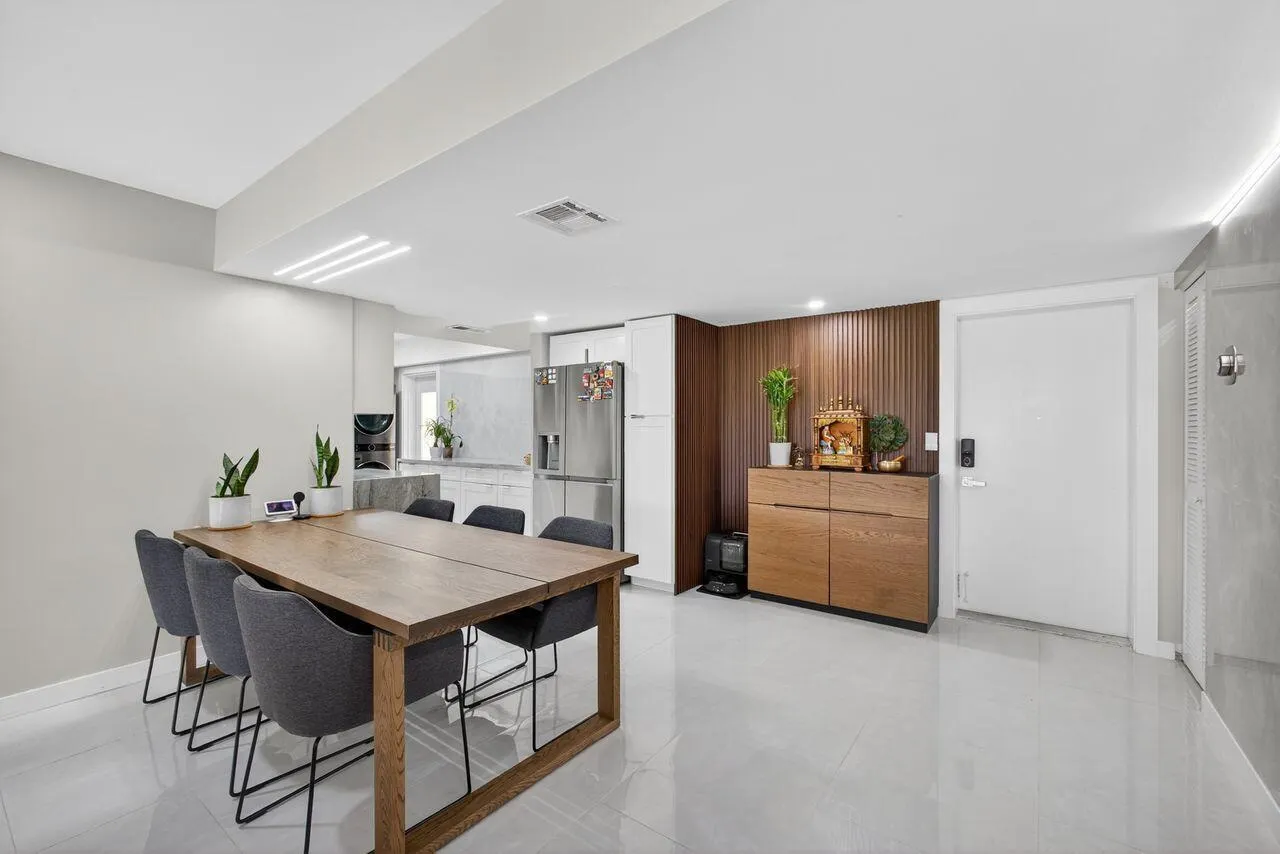 1731 Presidential Way, #C-203