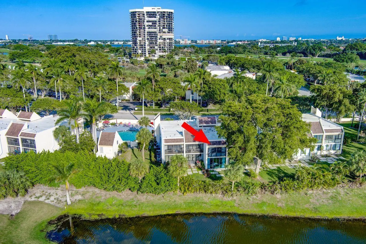 1731 Presidential Way, #C-203