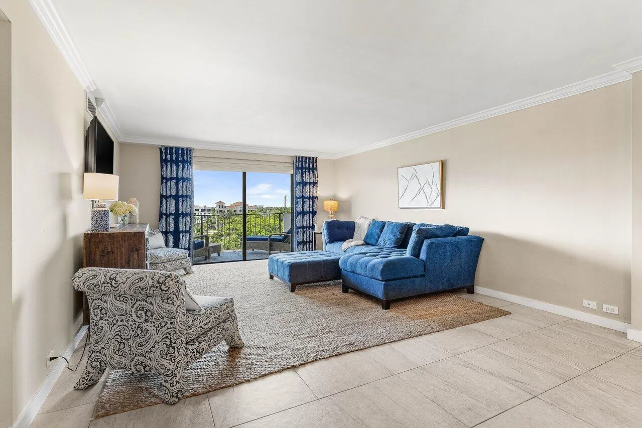 1208 Marine Way, #506