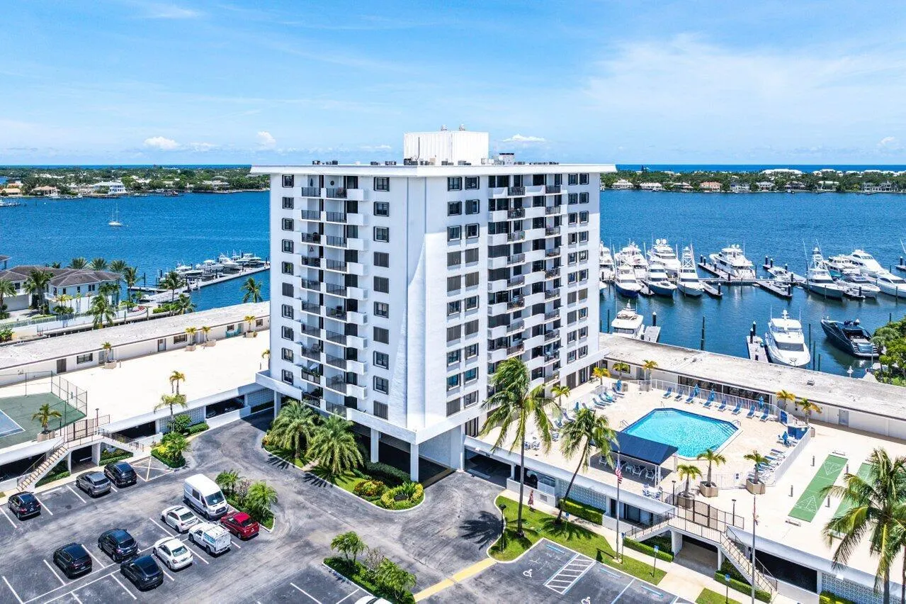1208 Marine Way, #506