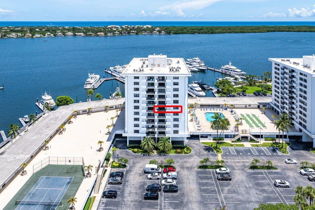 1208 Marine Way, #506