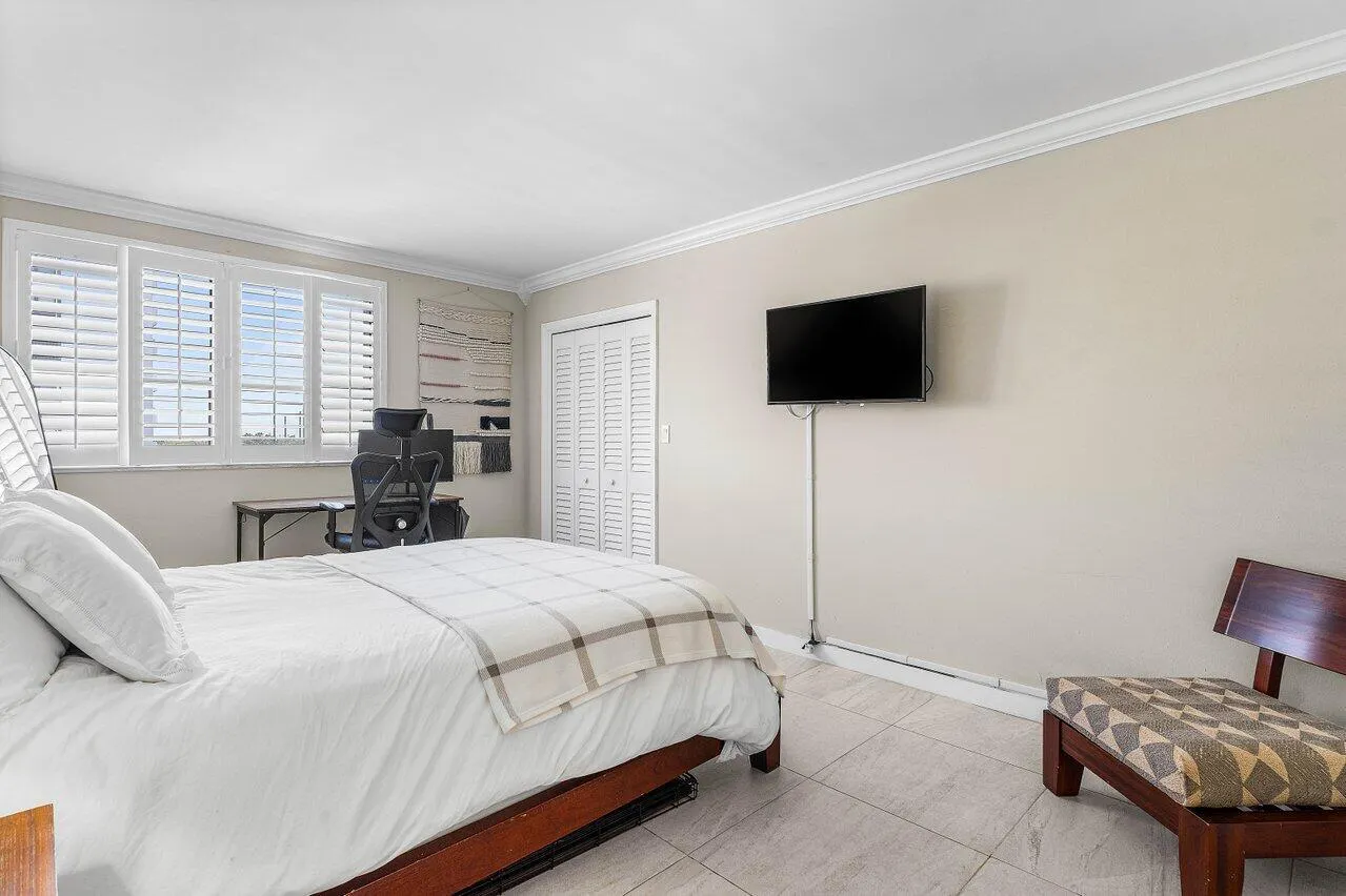 1208 Marine Way, #506