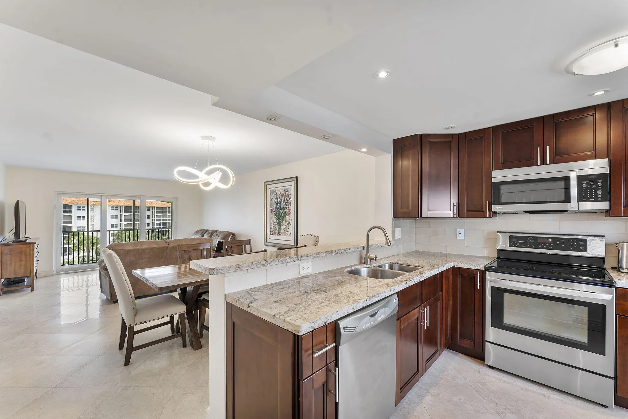 2871 N Ocean Boulevard, #D410