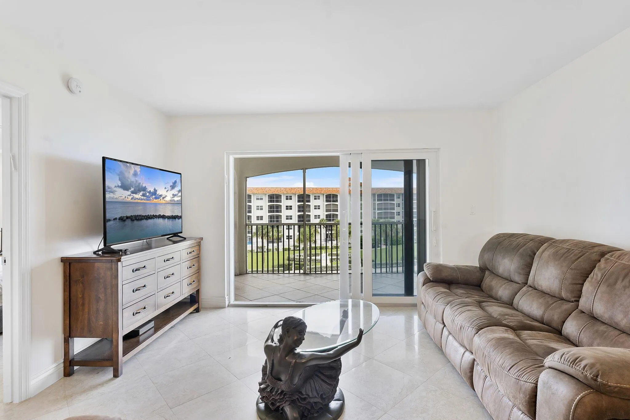 2871 N Ocean Boulevard, #D410