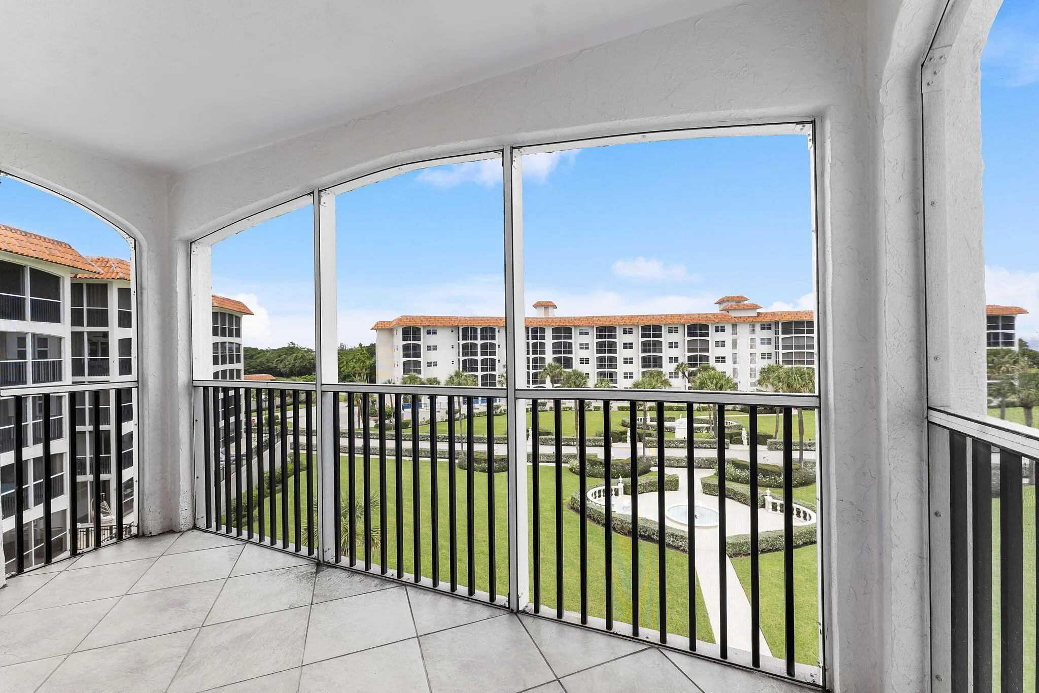 2871 N Ocean Boulevard, #D410