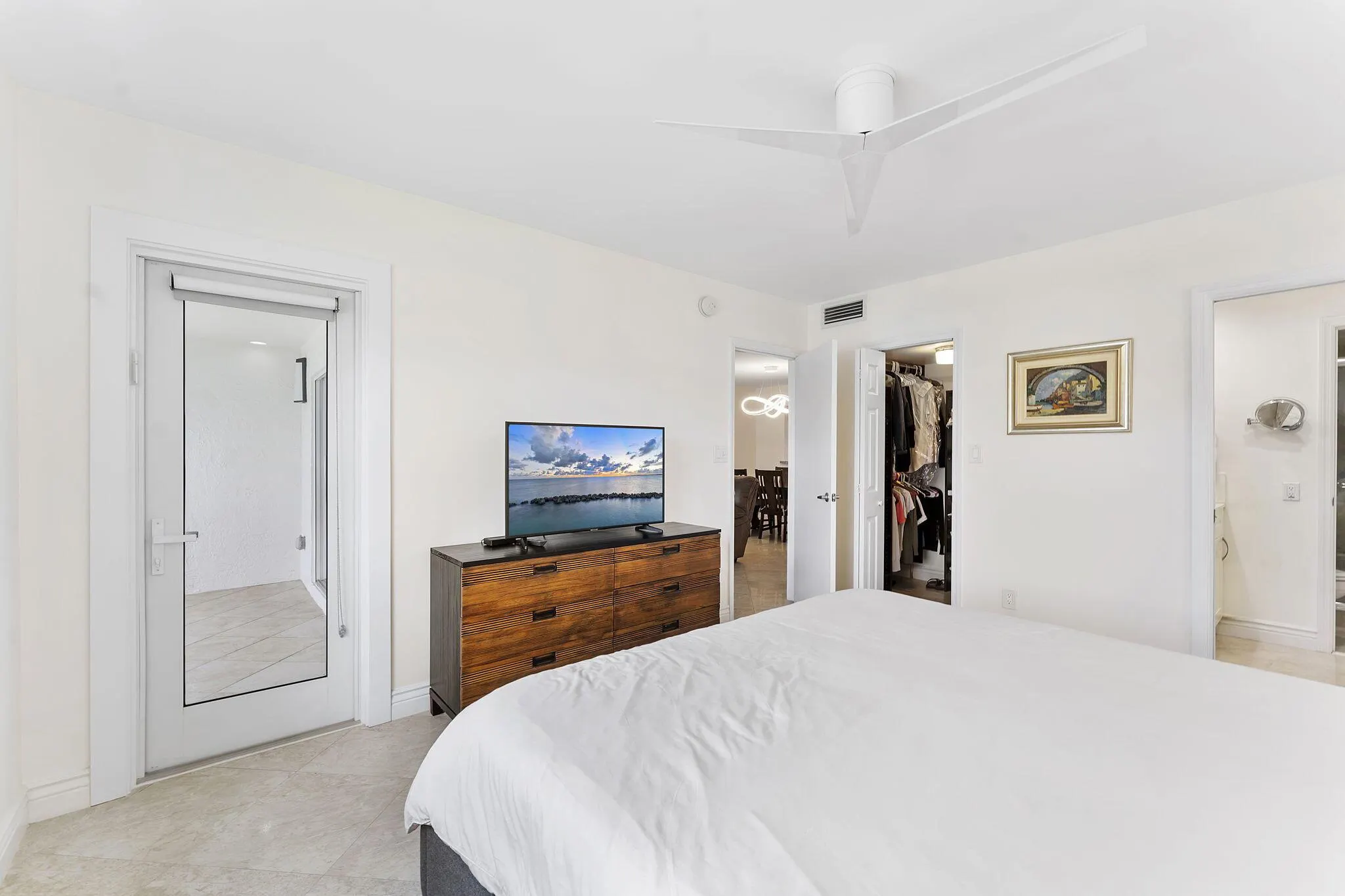 2871 N Ocean Boulevard, #D410