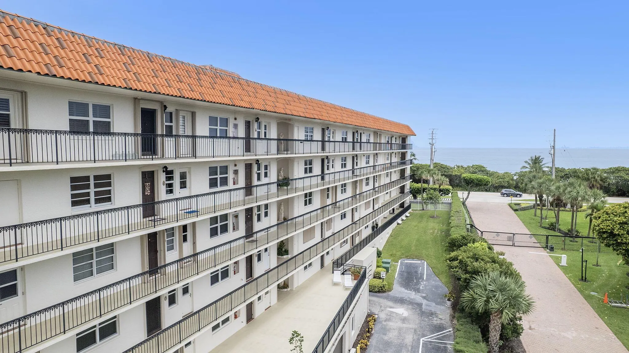 2871 N Ocean Boulevard, #D410